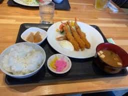 食事処 友食
