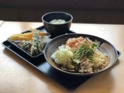 ゆで太郎 もつ次郎 篠ノ井店