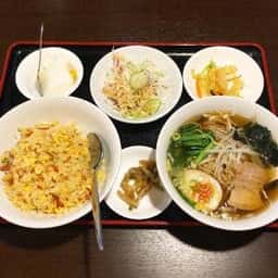 中華料理店 栄翔