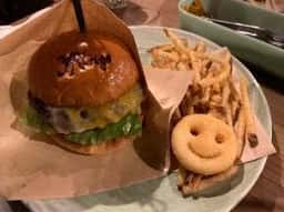 3 Rings Grill & Burger