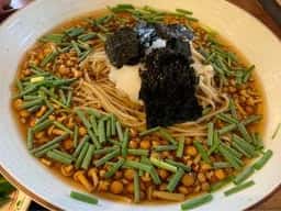 蕎麦切りあなざわ