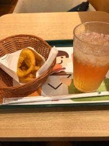 モスバーガー 横浜東口店