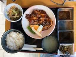 炭火焼肉 ジパング