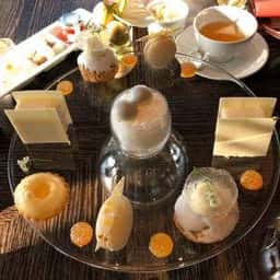 フォーシーズンズホテル丸の内 東京 Four Seasons Hotel Tokyo at Marunouchi