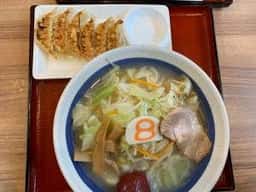 8番らーめん 中川店