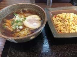 五味八珍高丘店