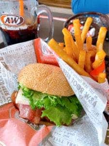 A&W 屋宜原店