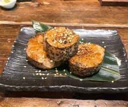 畑の野菜と囲炉裏焼 農 センマイル。