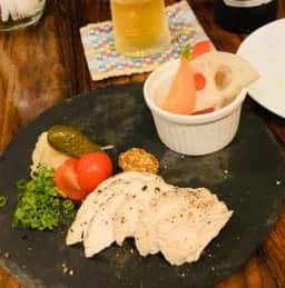 MEAT&VEGE LAUGH