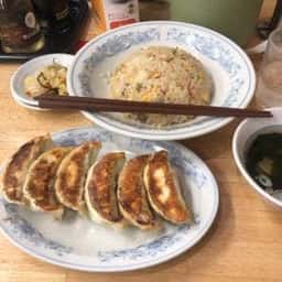 ぎょうざの満州 坂戸駅店