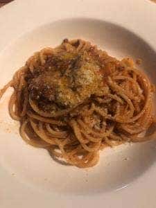 ワインと愛情料理 しょこら