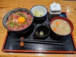 肴亭 日と月