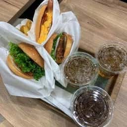 フレッシュネスバーガー アリオ川口店