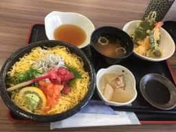さしみ屋