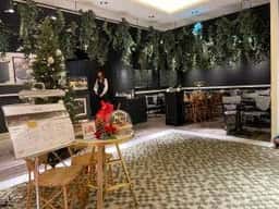 PLUS CASA LOUNGE 大阪店