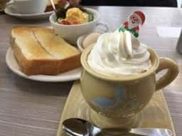 ベーカリーパーラー ペリカン 港当知店
