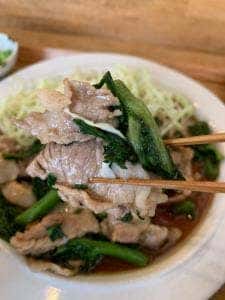 食堂めぐる