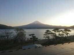秀峰閣 湖月