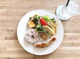 cafe and restaurant merci