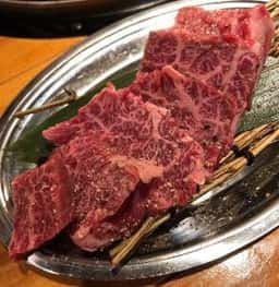 白金ホルモン まる福
