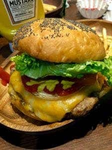 KUA`AINA 佐野プレミアム・アウトレット店