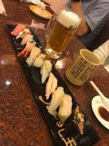 すし八