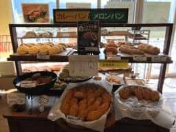 ロイヤルベーカリー 古賀サービスエリア上り線店