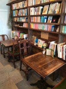 コーヒーと本とレコードの店リトルトリー