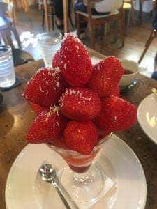 カフェ シロイロ