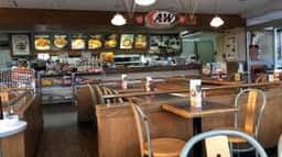 A&W 屋宜原店