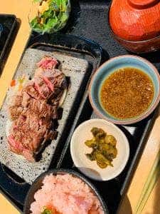 石焼ステーキ 贅 白山店