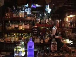 舶来居酒屋 イナトミ