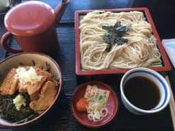 石臼そば 安曇野 巣子店