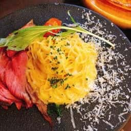 肉バル ミートマーケット 梅田店