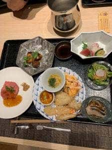 御食事処ライブ割烹 万蓮 神戸みなと温泉 蓮