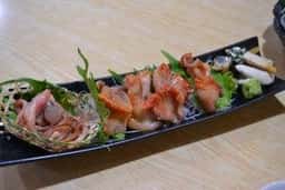 活魚季節料理 よしざわ