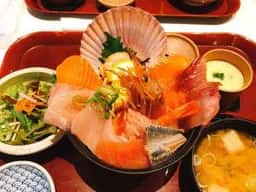 海鮮蔵 魚魚魚 流通団地店