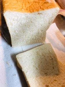 おかめやパン販売所