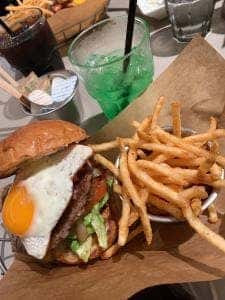 J.S. BURGERS CAFE 京都店