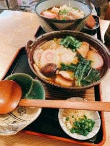 栄屋うどん