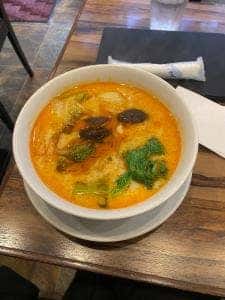 東魁楼 上海麻辣湯