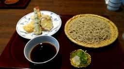 玄蕎麦 もち月