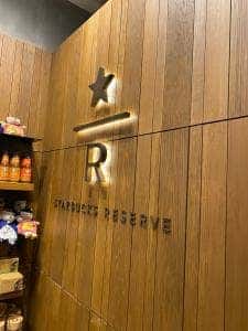 スターバックス コーヒー なんばスカイオ 3階店