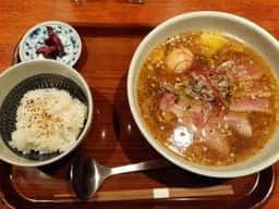 魚坐