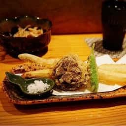 つまみとお酒 手毬