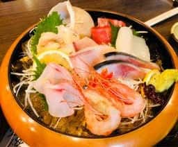 新鮮食材とお酒処 ゆうじ