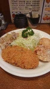 キッチン大