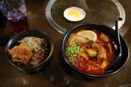 炭火焼肉 大手門