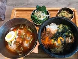 コリアンダイニング李朝園 松井山手店