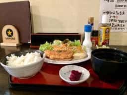 定食居酒屋炭火焼のり八